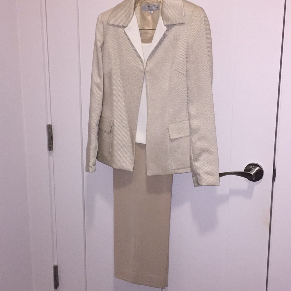 Women’s petite pants, top, and jacket. Tahari.